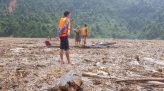 CEP tặng sổ tiết kiệm cho khách hàng có hoàn cảnh khó khăn