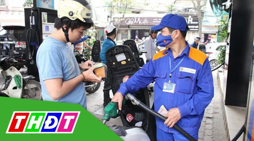 Giá xăng giảm còn hơn 11.000 đồng/lít, thấp nhất trong 11 năm qua
