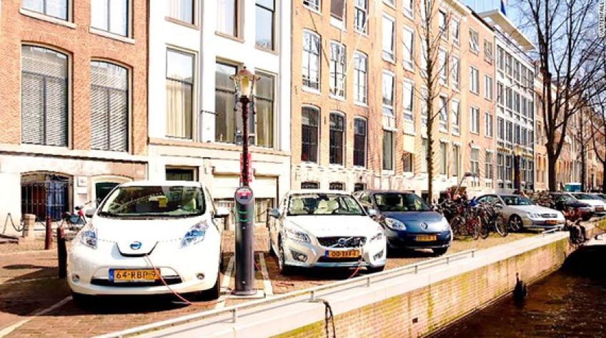 Amsterdam với kế hoạch xe không khí thải